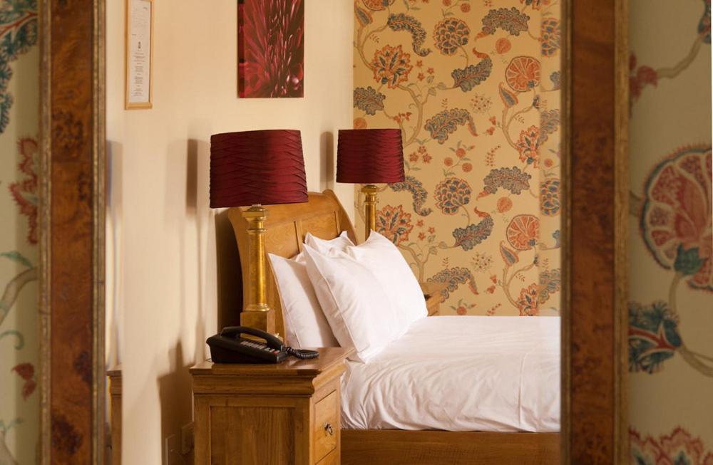 The Thomas Paine Hotel Thetford Εξωτερικό φωτογραφία