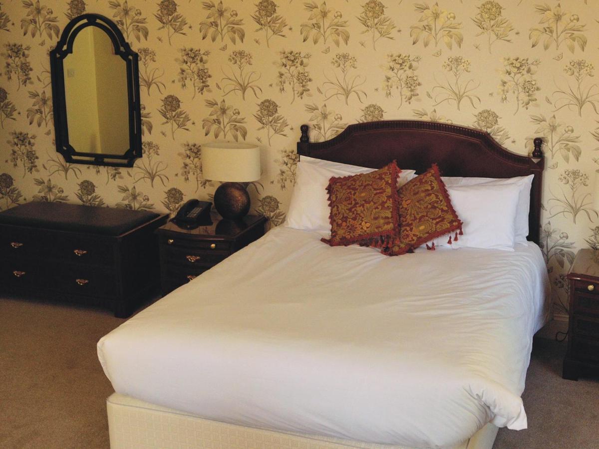 The Thomas Paine Hotel Thetford Δωμάτιο φωτογραφία